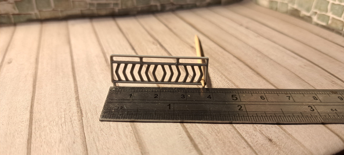 1/76th Scale Fairground Fence (5pcs)