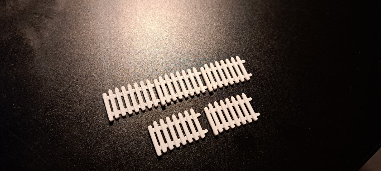 1/76th Scale White Picket Fence