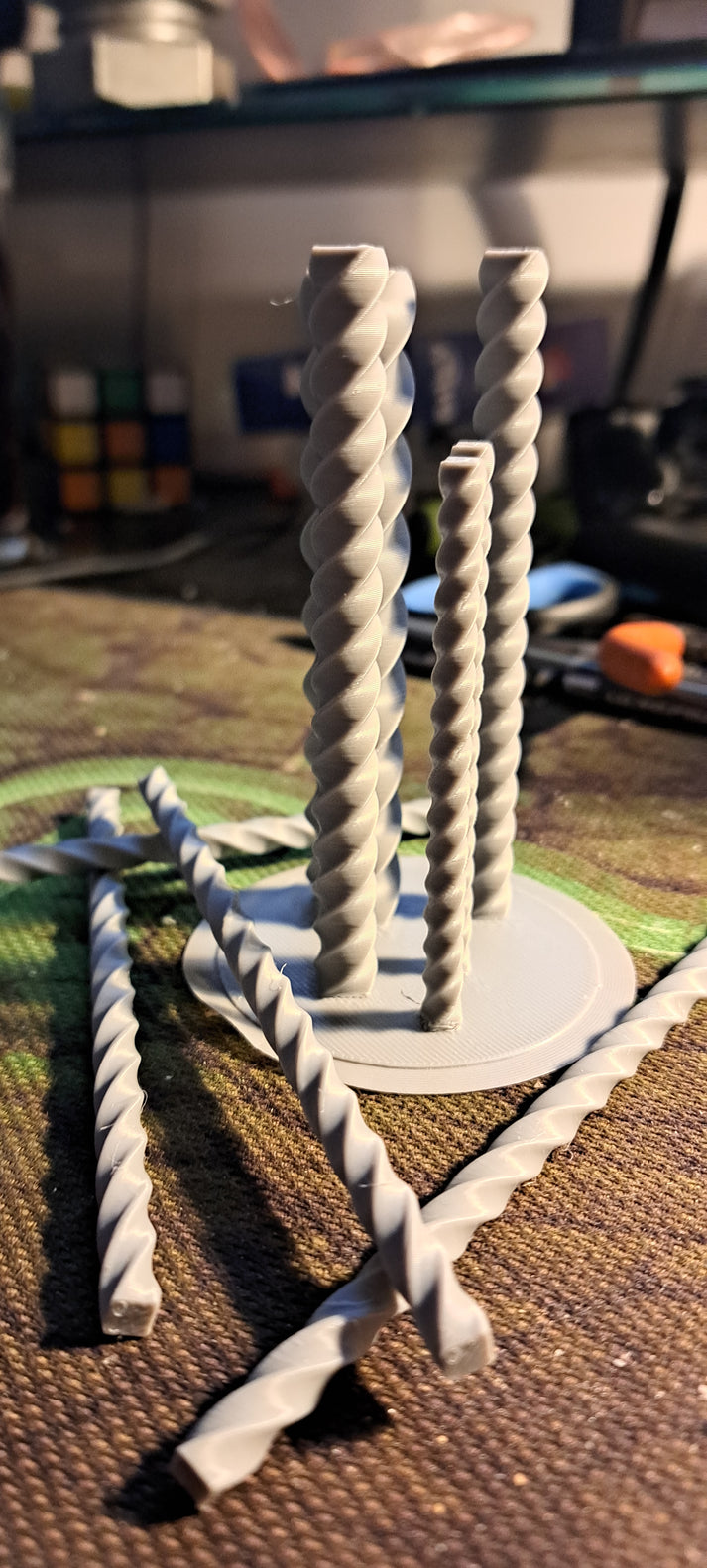 Scale Model Fairground Twisted Bar – Specular Models