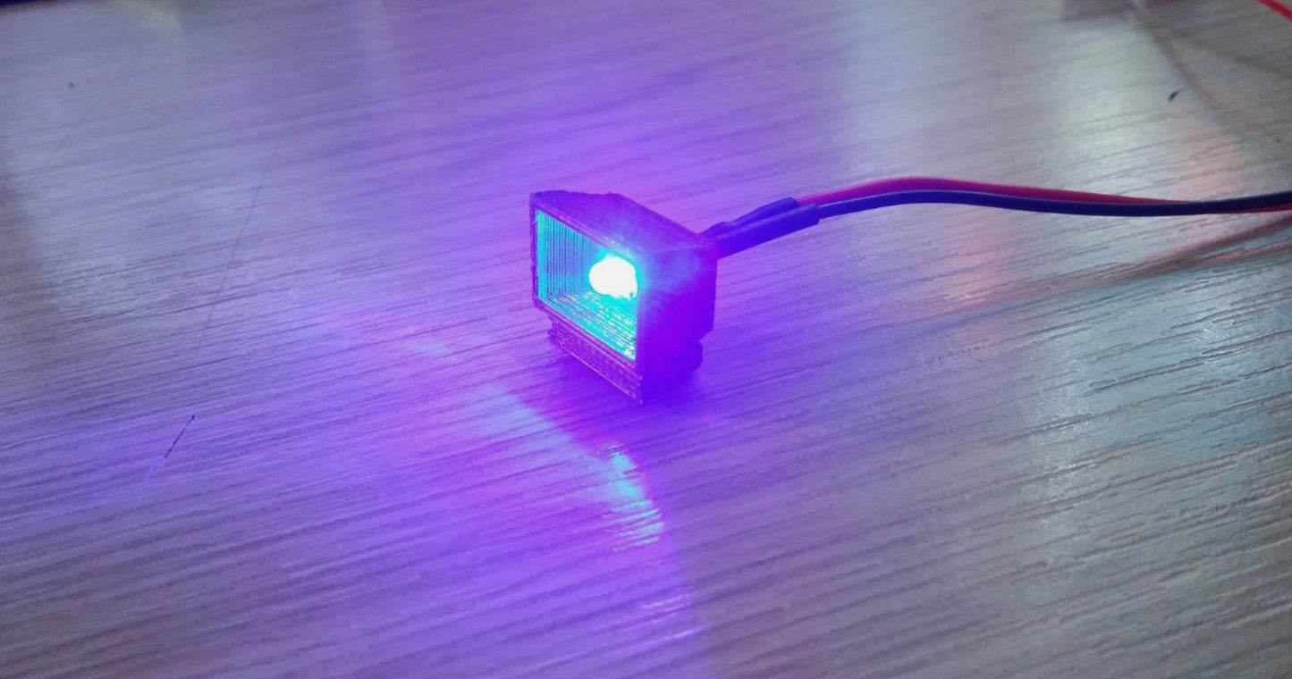 1/24th Scale Model Fairground LED Flood Light