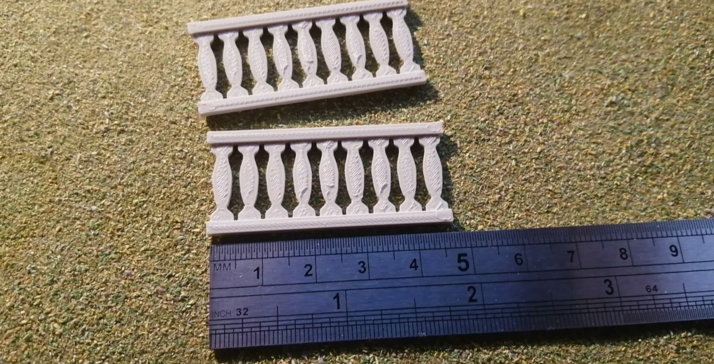 1/48th Scale Fairground Spindle Fence