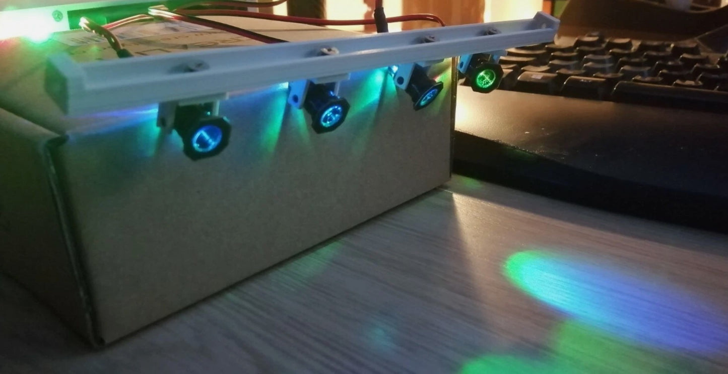 1/24th Scale Fairground Stage Light Bar (4)